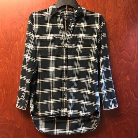 Madewell Flannel boyfriend Shirt Rutherford Plaid - Picture 2 of 5